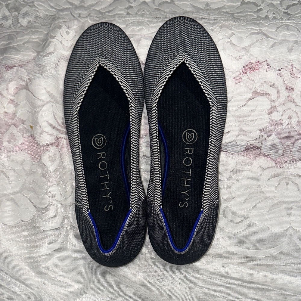 Rothy's Women's Black and Blue Flats